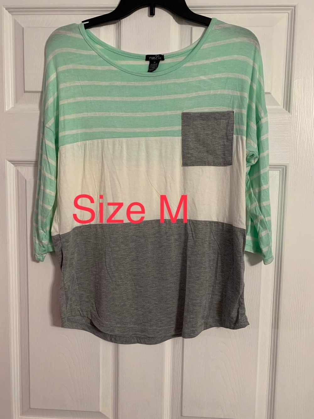 Rue21 3/4 sleeve shirt Size M New without tag